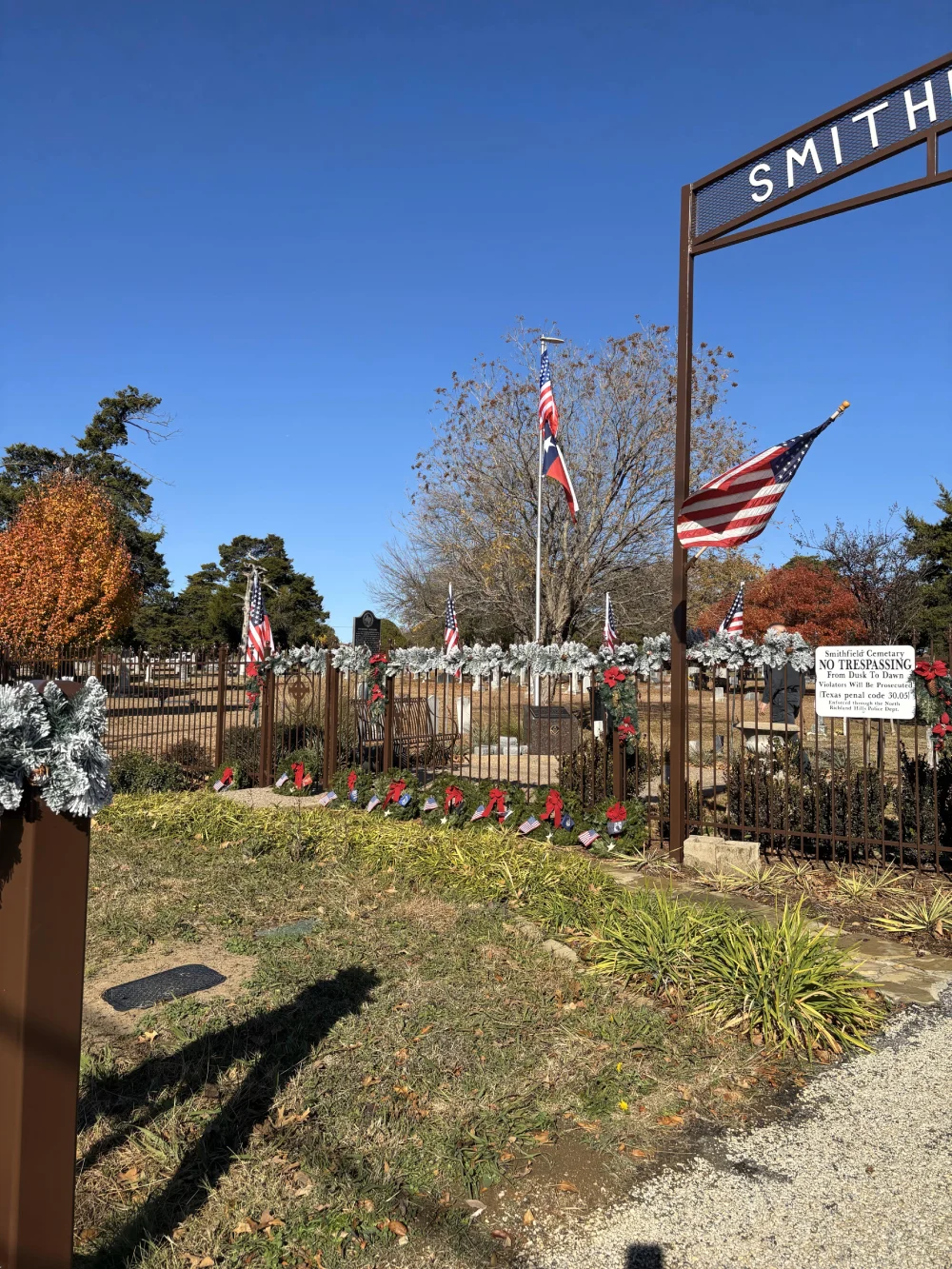 67ae5d50e2d59_Events Wreaths across America 2-min